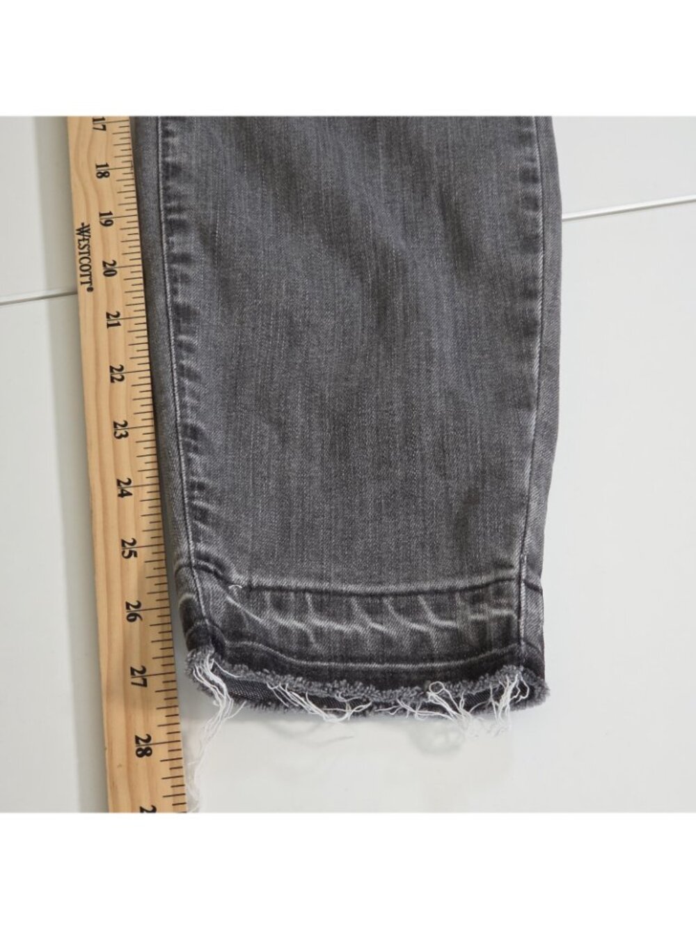 Yoga Jeans Women 32 Gray Skinny Raw Hem Stretch Canada Made Athleisure Casual - Picture 9 of 16